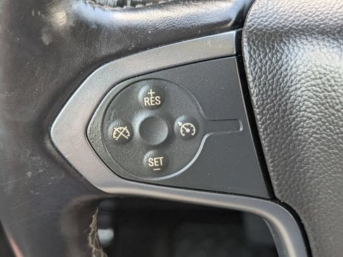 Used 2014 Chevrolet Silverado 1500 LT w/ LT Convenience Package AWD/4WD image 12