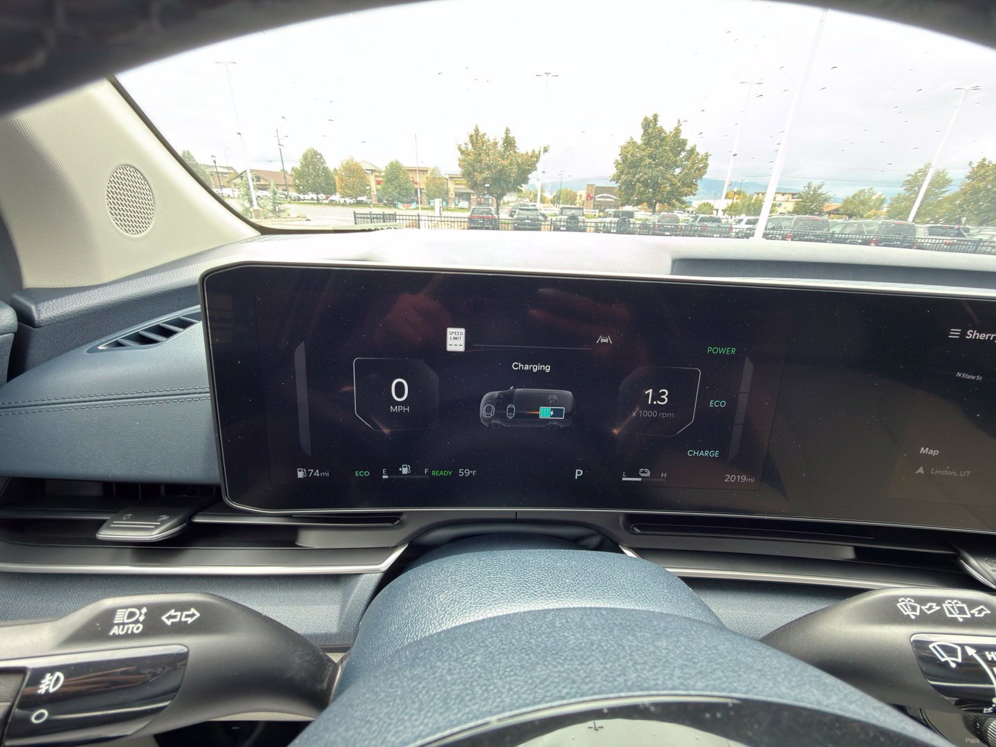 Used 2026 Kia Carnival SX FWD image 16