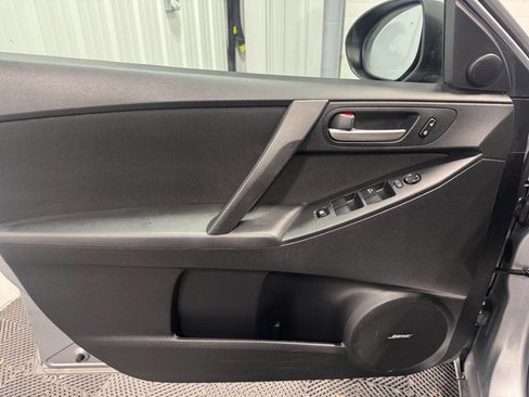 Used 2011 MAZDA MAZDA3 i Touring image 7