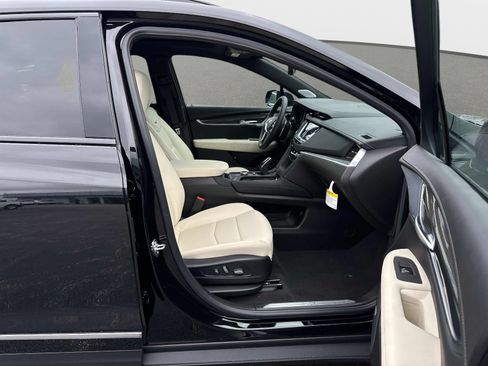New 2026 Cadillac XT5 Sportv AWD/4WD image 11