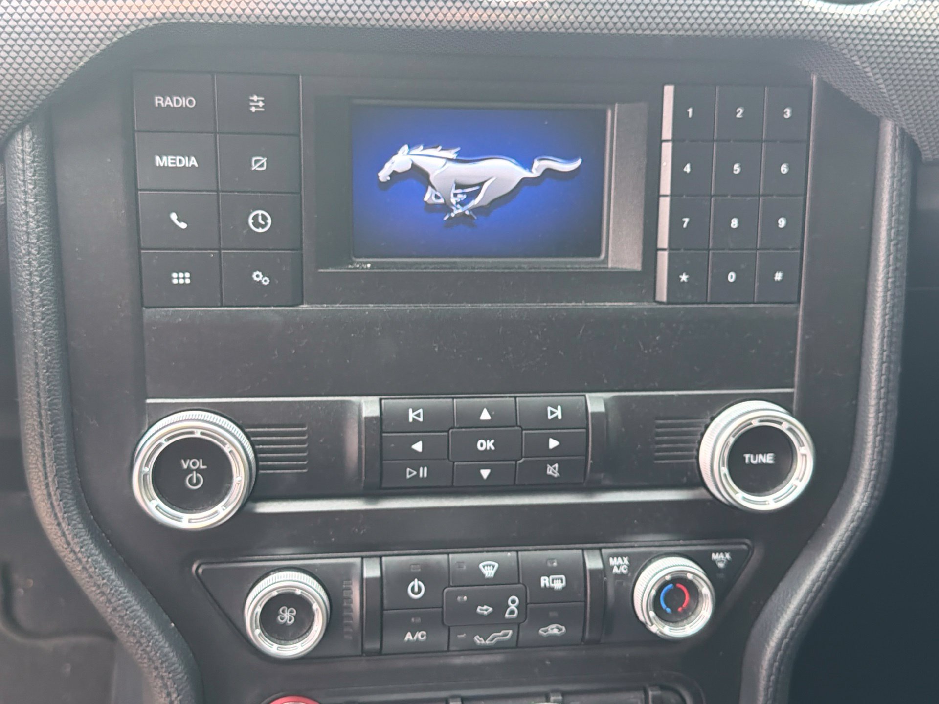 Used 2021 Ford Mustang GT RWD image 16