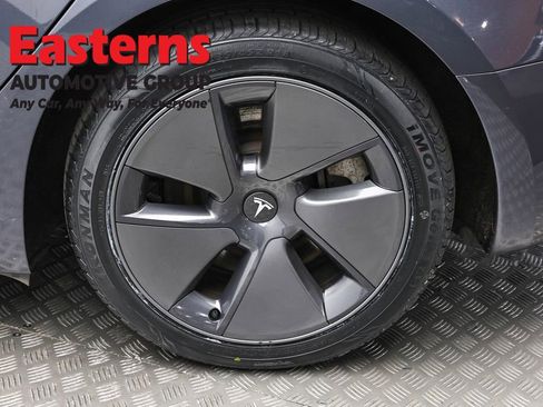Used 2023 Tesla Model 3 Standard Range RWD image 8