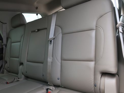 Used 2015 Chevrolet Tahoe LT AWD/4WD image 34