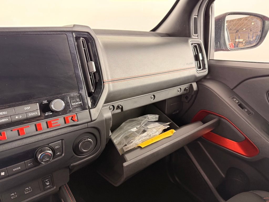 Used 2026 Nissan Frontier PRO-4X AWD/4WD image 26