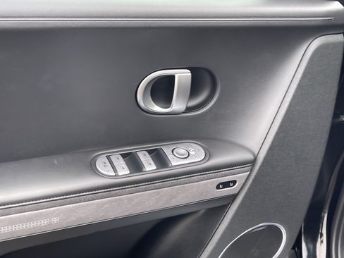 Certified 2024 Hyundai Ioniq 5 Limited RWD image 18