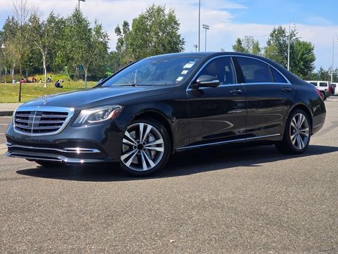 Used 2018 Mercedes-Benz S 560 Sedan w/ Premium Package image 1