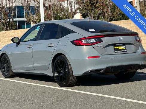 Used 2025 Honda Civic Sport image 6