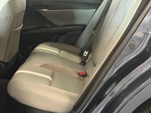 Used 2026 Toyota Camry SE w/ Convenience Package FWD image 23