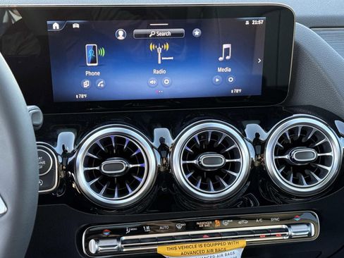 New 2026 Mercedes-Benz GLA 250 GLA 250 image 17