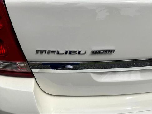 Used 2006 Chevrolet Malibu LT FWD image 23