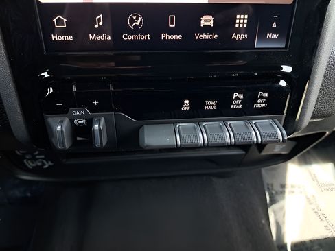 New 2026 RAM 2500 Tradesman AWD/4WD image 21
