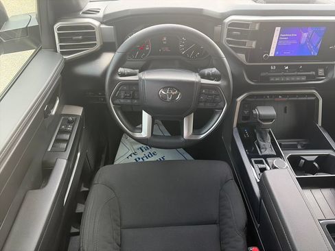 Used 2025 Toyota Tundra SR5 AWD/4WD image 14