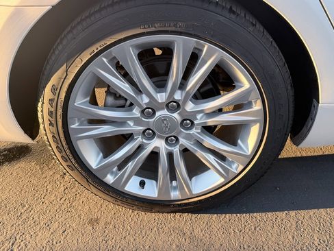 Used 2019 Cadillac XTS Luxury image 27