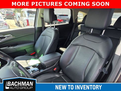 Used 2023 Kia Sportage EX FWD image 6