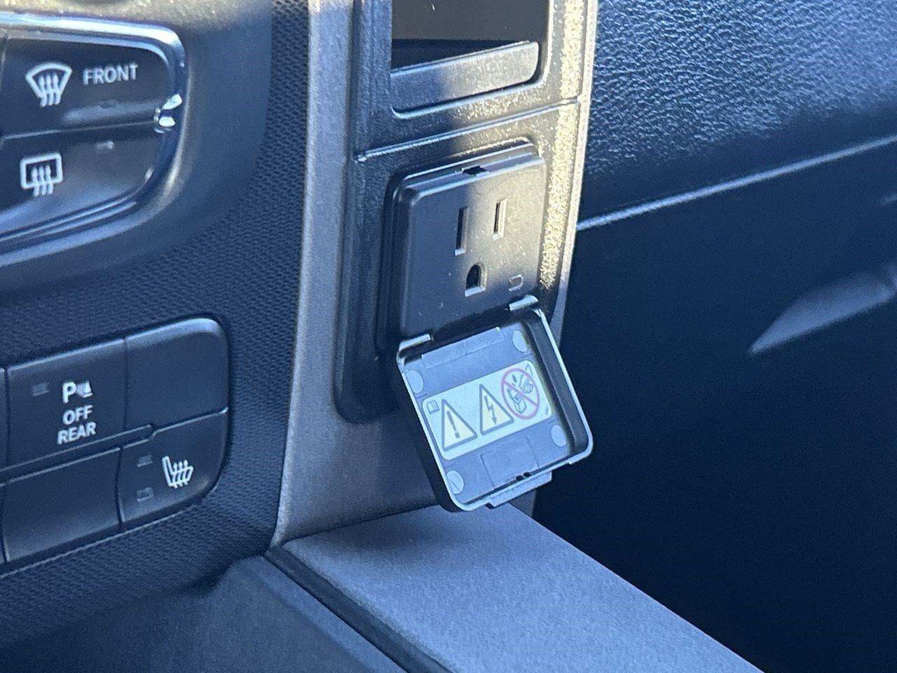 Used 2016 RAM 1500 Rebel w/ Luxury Group AWD/4WD image 26