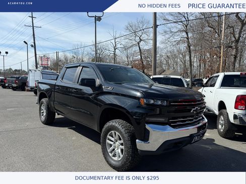 Used 2019 Chevrolet Silverado 1500 LT w/ All-Star Edition image 4
