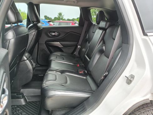 Used 2020 Jeep Cherokee Latitude Lux w/ Quick Order Package 26H Lux AWD/4WD image 12