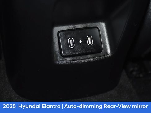 Used 2025 Hyundai Elantra Limited FWD image 26