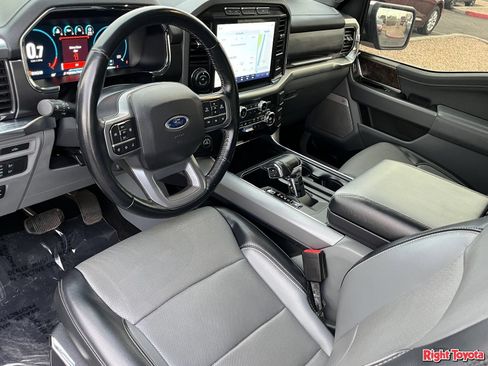 Used 2021 Ford F150 Lariat RWD image 19