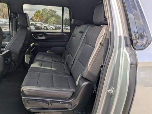 Certified 2024 Chevrolet Suburban RST image 11