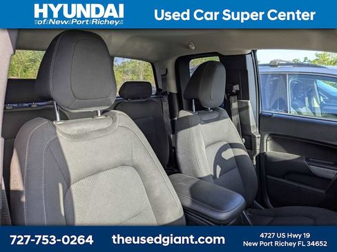 Used 2022 Chevrolet Colorado LT w/ Safety Package image 8