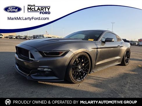 Used 2016 Ford Mustang GT RWD image 1