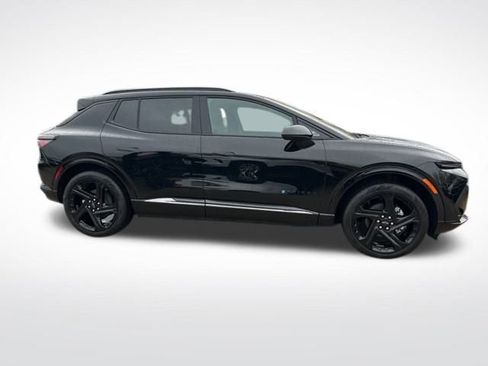 New 2026 Chevrolet Equinox EV RS image 6