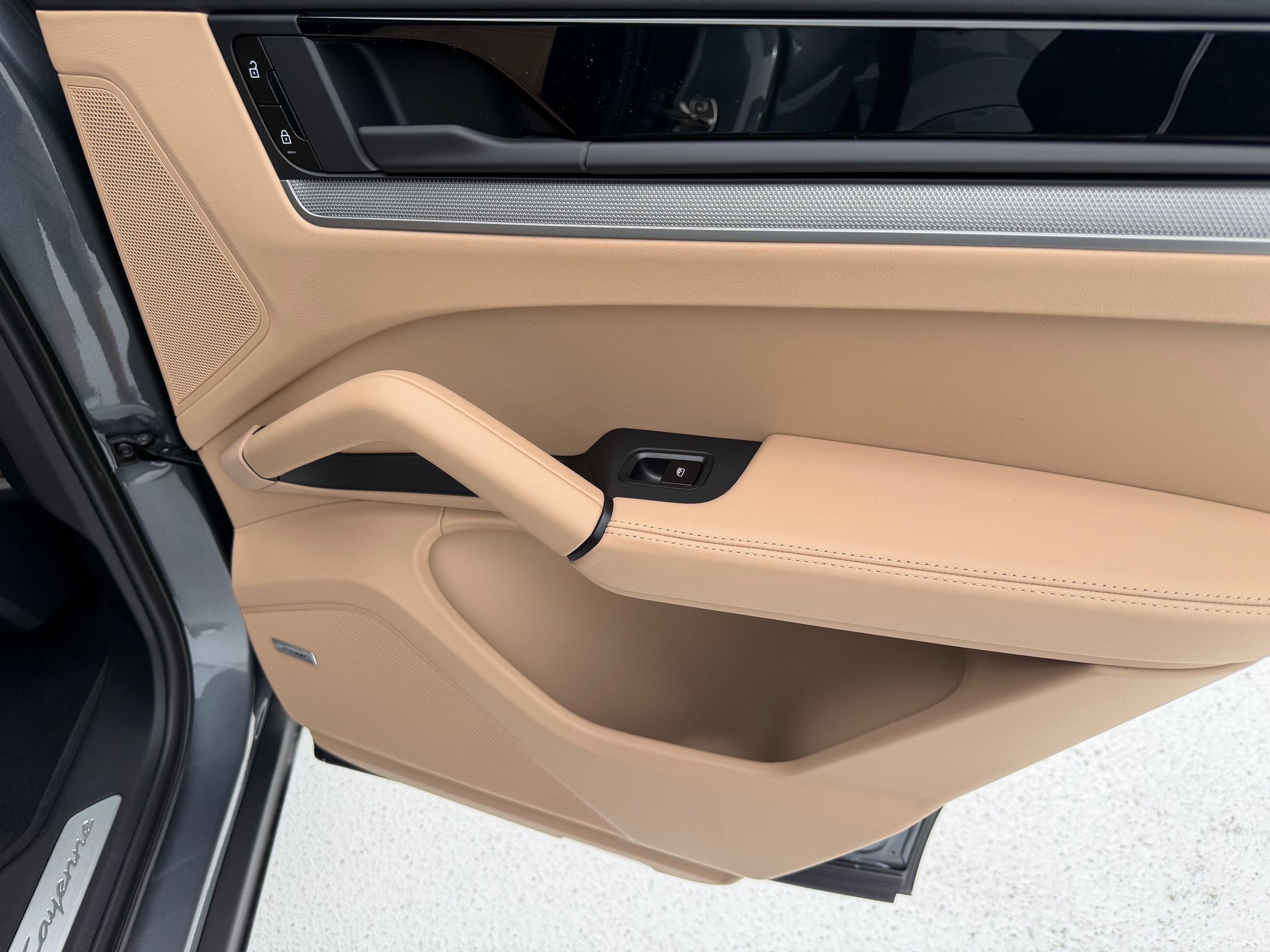 Certified 2026 Porsche Cayenne AWD/4WD image 20