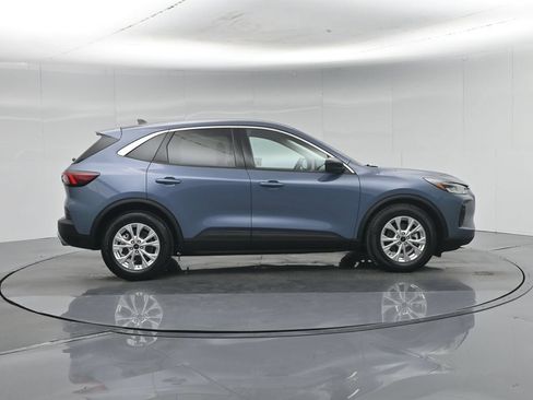 Used 2023 Ford Escape Active FWD image 26