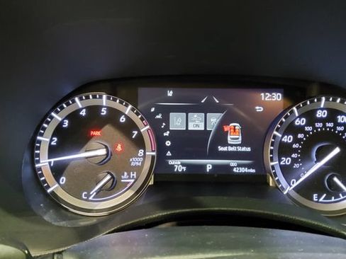 Used 2022 Toyota Highlander Platinum AWD/4WD image 29