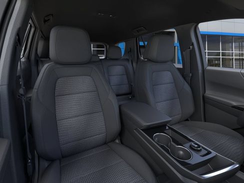 New 2027 Chevrolet Equinox LT w/ LPO, Floor Liner Package FWD image 16