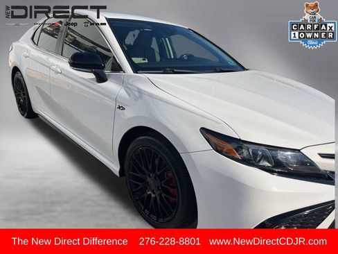 Used 2024 Toyota Camry SE image 9