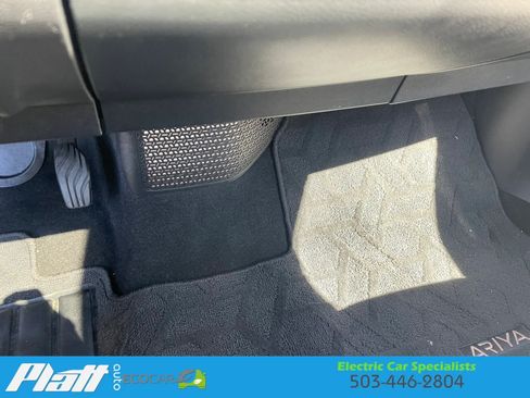 Used 2023 Nissan Ariya FWD image 26
