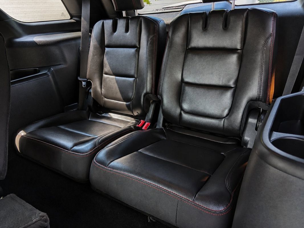 Used 2018 Ford Explorer Sport w/ Equipment Group 401A AWD/4WD image 15