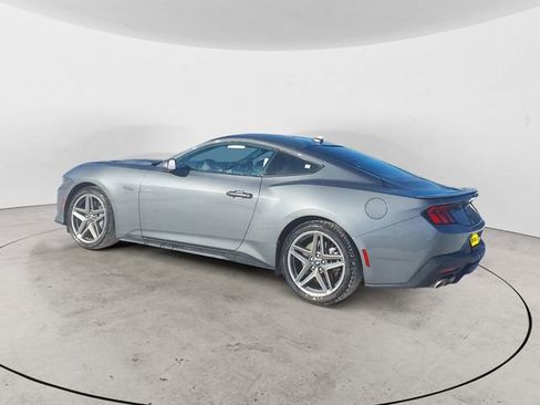 Used 2025 Ford Mustang GT Premium image 3