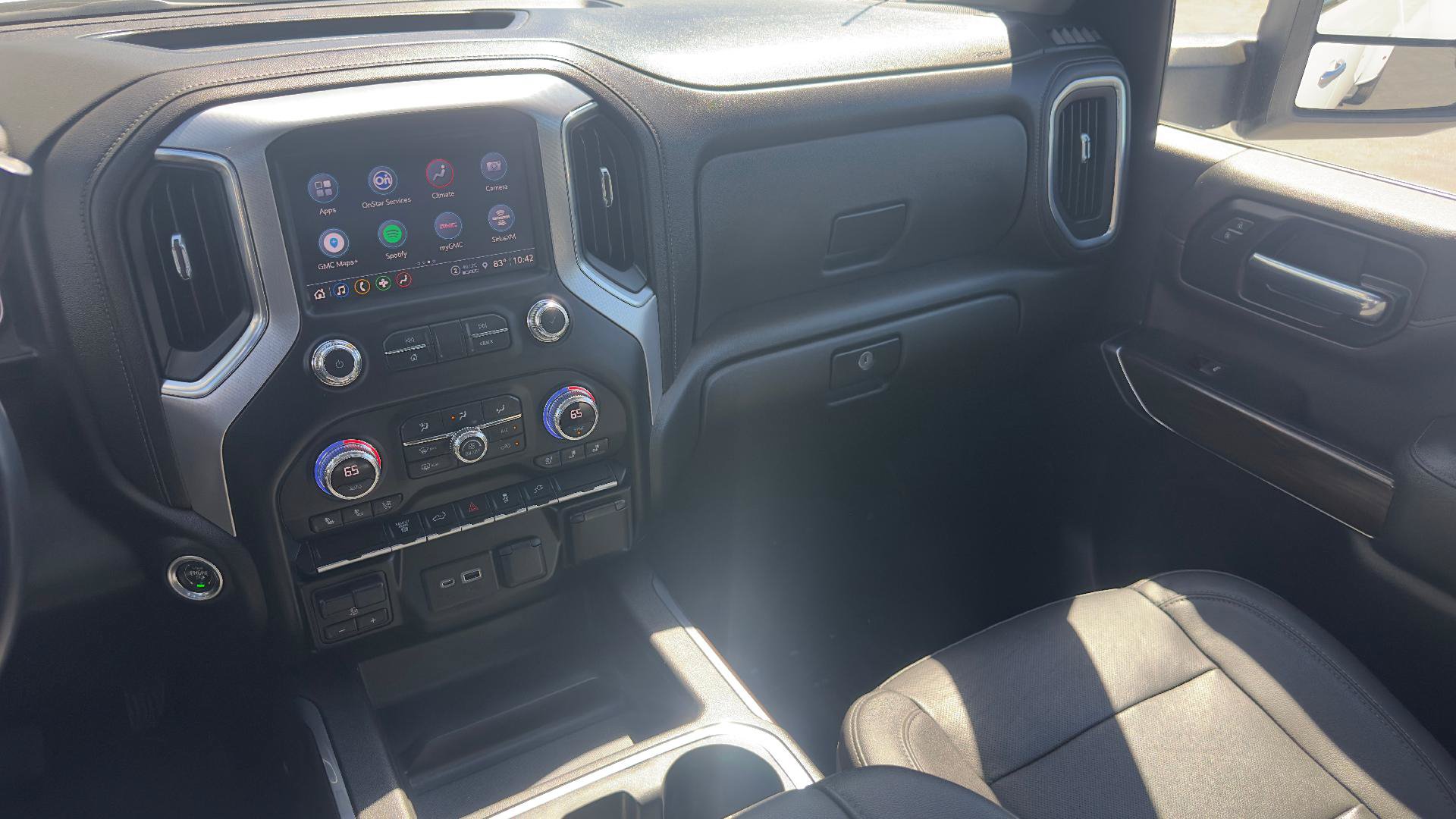 Used 2022 GMC Sierra 3500 SLT w/ SLT Convenience Package AWD/4WD image 10