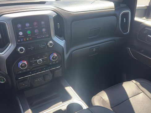 Used 2022 GMC Sierra 3500 SLT w/ SLT Convenience Package AWD/4WD image 10