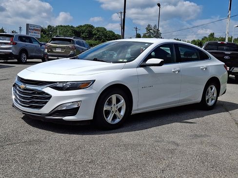 Used 2023 Chevrolet Malibu LS w/ Driver Confidence Package FWD image 3