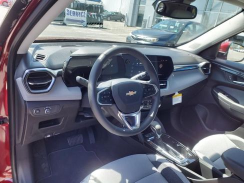 New 2025 Chevrolet TrailBlazer LT w/ Convenience Package image 5