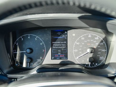 Used 2023 Toyota Corolla SE image 18