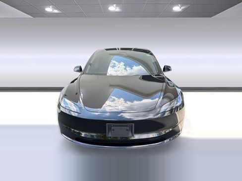 Used 2025 Tesla Model 3 Long Range AWD/4WD image 6