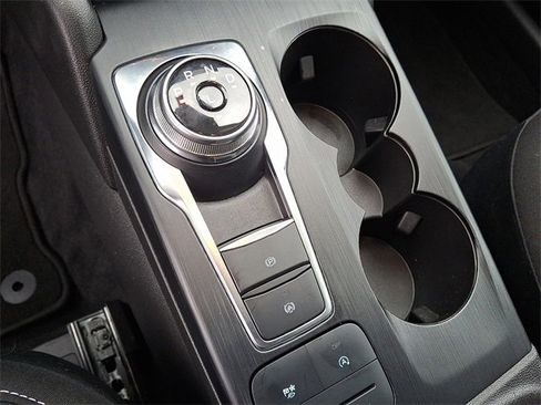 Used 2025 Ford Escape Active image 11