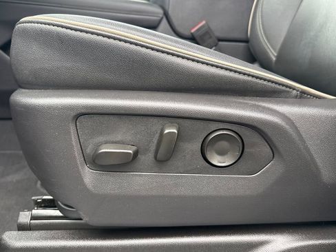 Used 2025 Chevrolet Tahoe Premier image 19