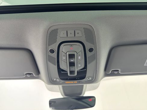 Used 2018 Audi Q5 Prestige AWD/4WD image 14