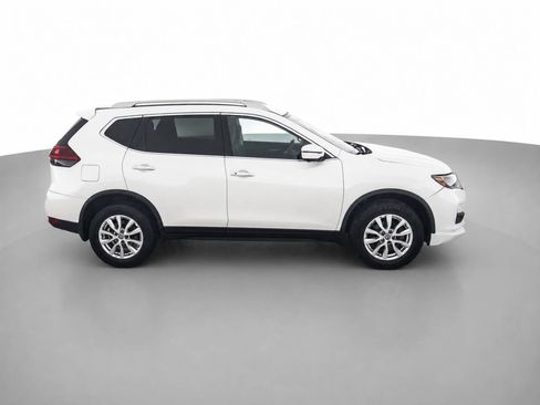 Used 2018 Nissan Rogue SV w/ Premium Package AWD/4WD image 4