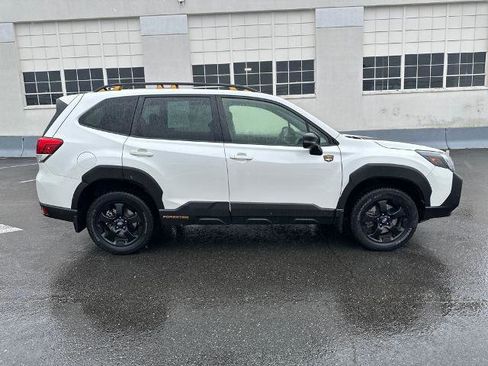 Used 2022 Subaru Forester Wilderness w/ Wilderness Package AWD/4WD image 8