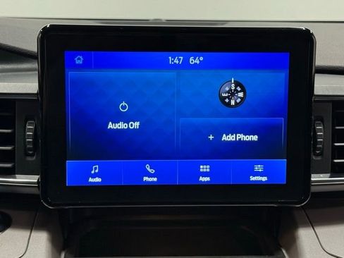 Used 2023 Ford Explorer XLT w/ Equipment Group 202A image 25