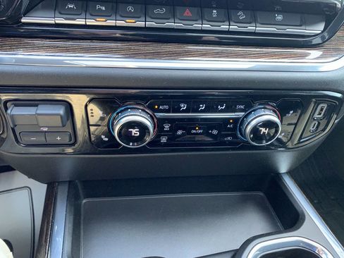 Used 2024 GMC Sierra 1500 Elevation w/ Elevation Premium Package image 22