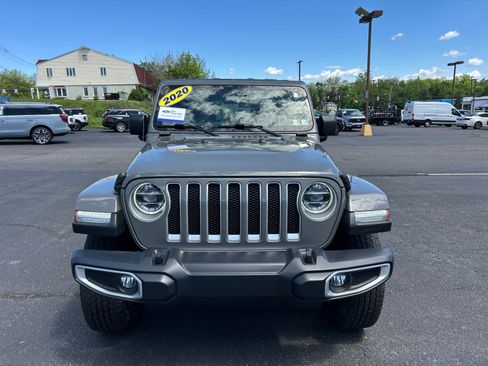 Used 2020 Jeep Wrangler Unlimited Sahara AWD/4WD image 22