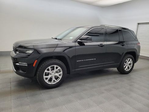 Used 2022 Jeep Grand Cherokee Limited RWD image 2